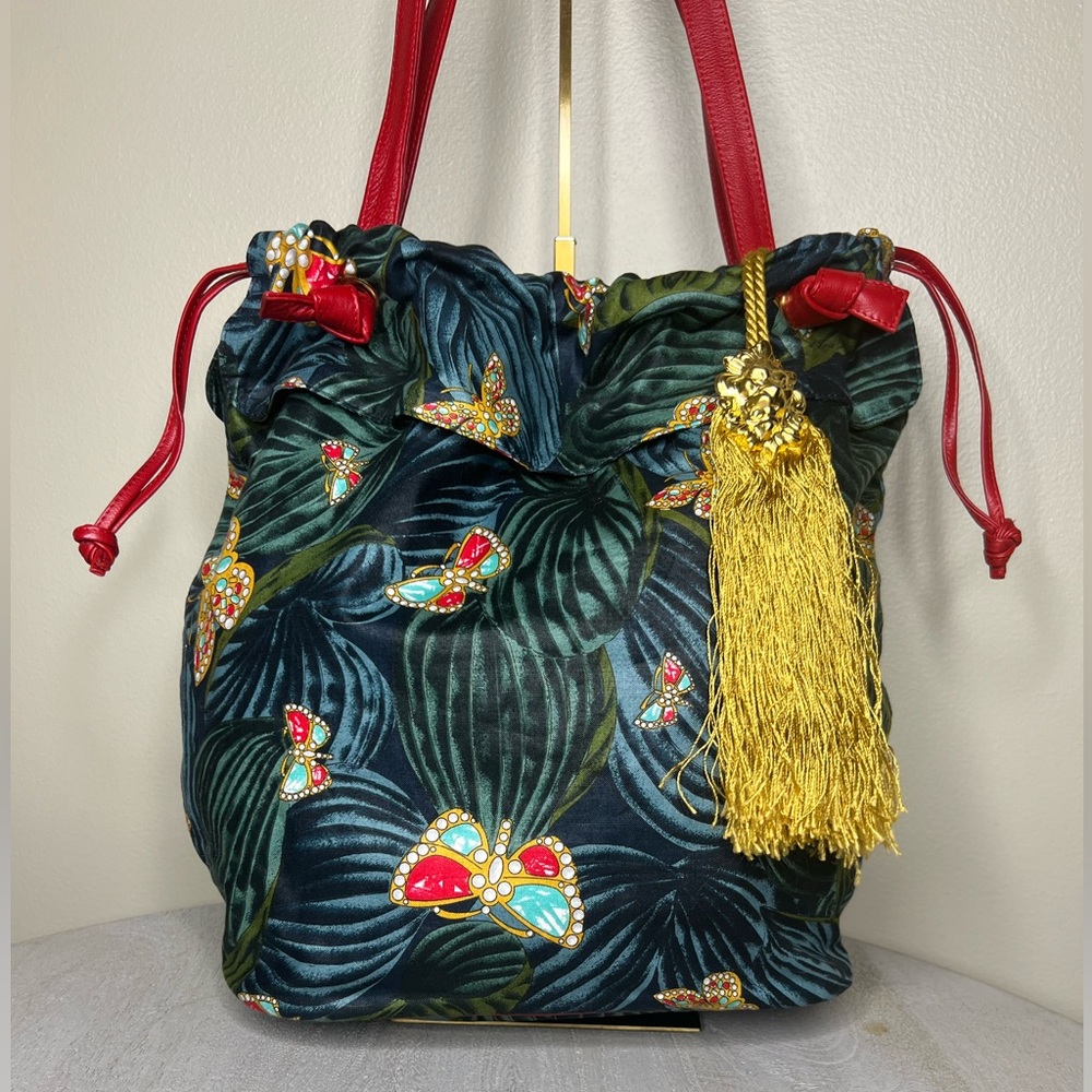 Bottega Veneta Butterfly Rainforest Drawstring Tassel Bucket Bag - Vintage - Picture 2 of 16